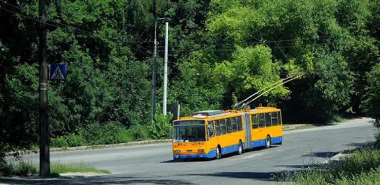 Де транспорт Тернополя cover image