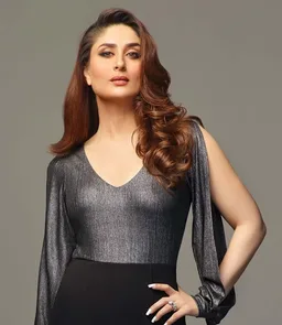 Kareena Kapoor Khan Wallpapers HD 2019 screenshot 16